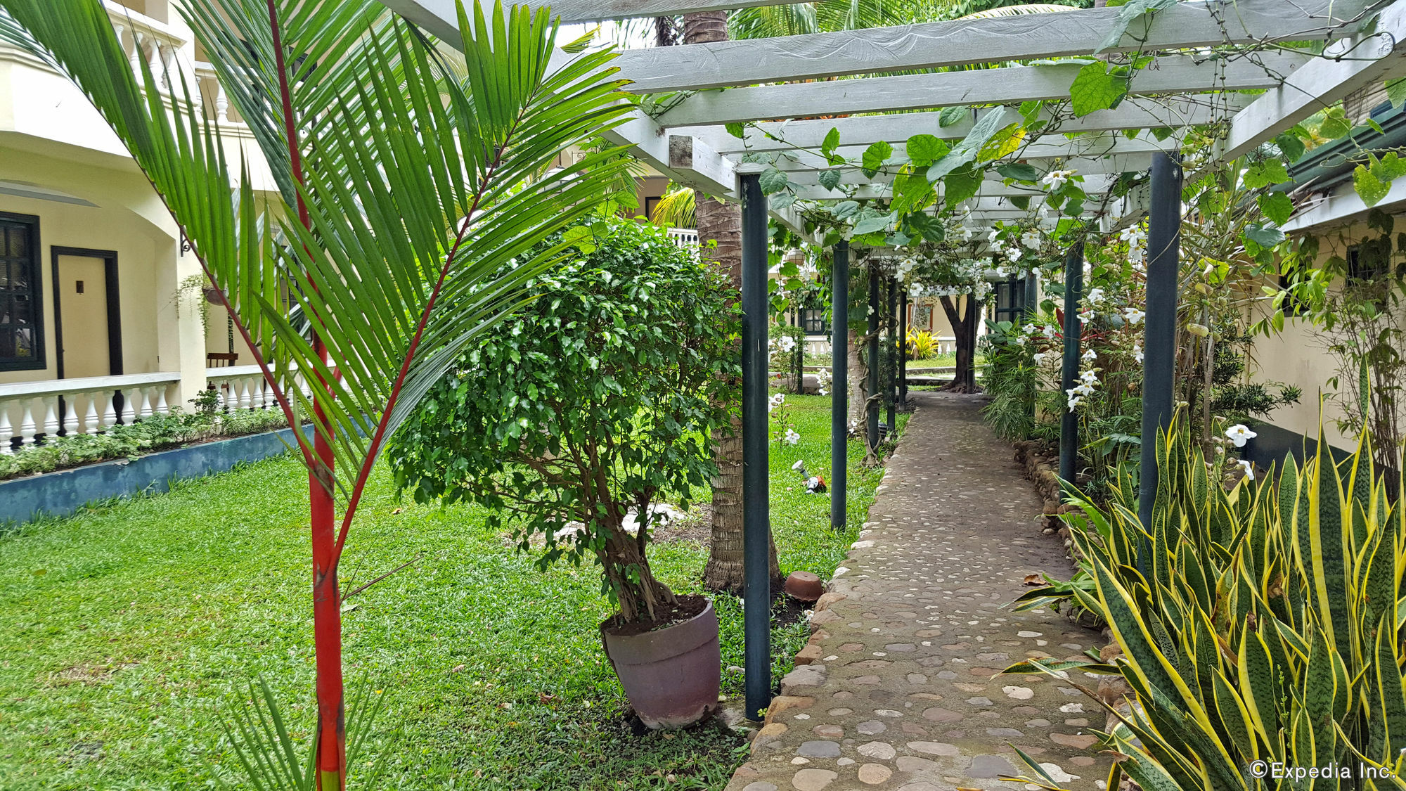 La Planta Hotel And Restaurant, Inc. Bais Exteriér fotografie